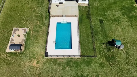 4055 Calista Road Cross Plains TN 37049