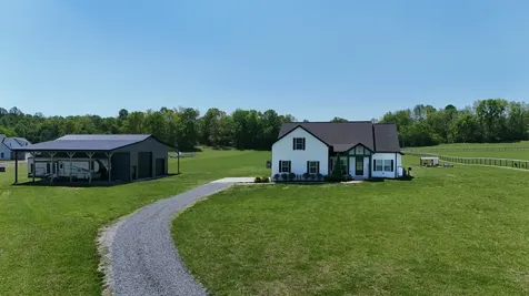 4055 Calista Road Cross Plains TN 37049