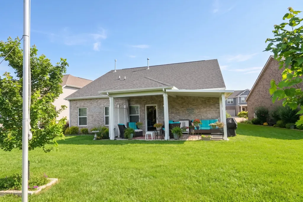 1127 Westgate Drive Gallatin TN 37066