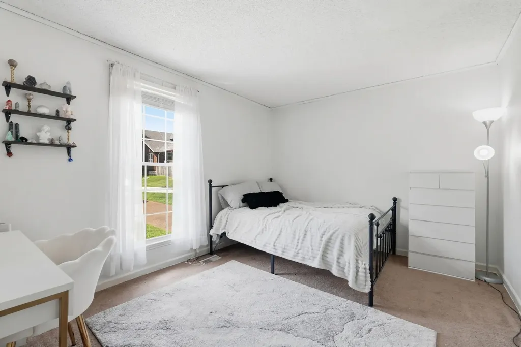 4824 Blue Springs Drive Nashville TN 37211