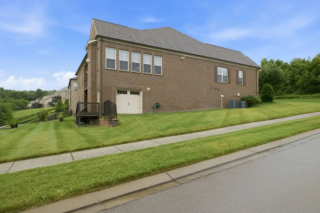 7056 Crimson Leaf Lane College Grove TN 37046