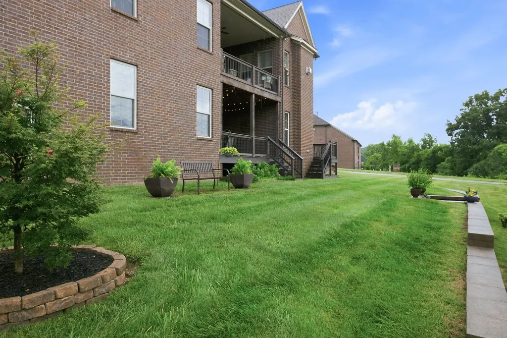 7056 Crimson Leaf Lane College Grove TN 37046