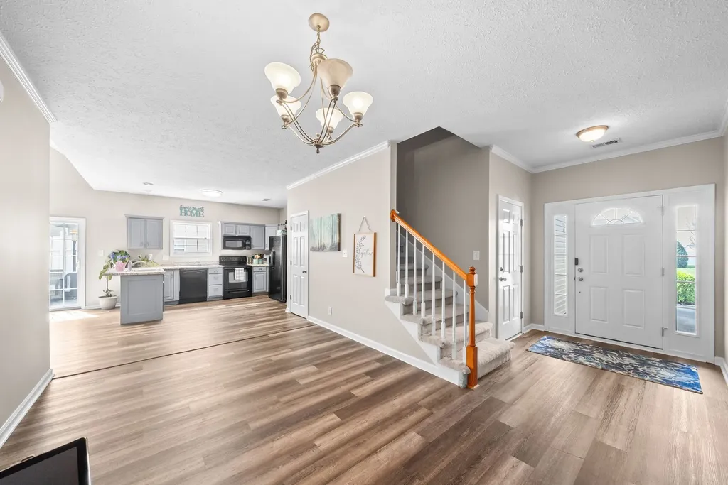 3737 Meadow Ridge Lane Clarksville TN 37040