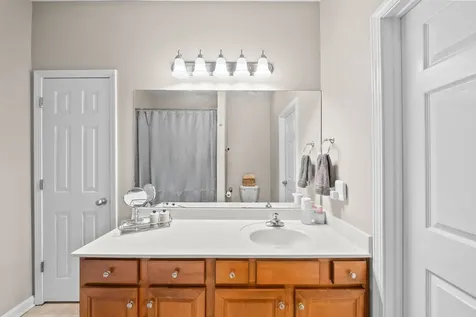 3737 Meadow Ridge Lane Clarksville TN 37040