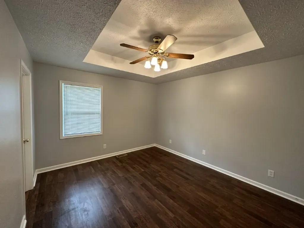 108 Roberts Road Shelbyville TN 37160