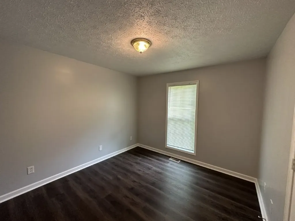 108 Roberts Road Shelbyville TN 37160