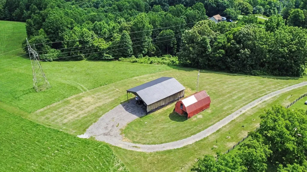 609 Stacey Road White Bluff TN 37187