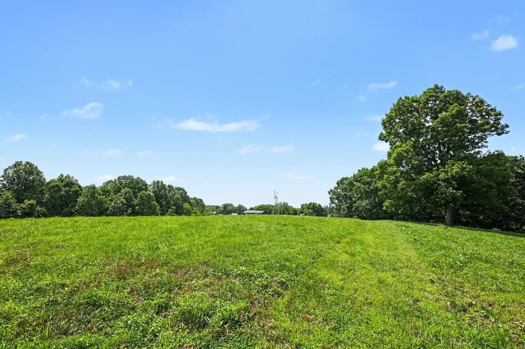 609 Stacey Road White Bluff TN 37187