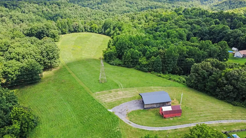 609 Stacey Road White Bluff TN 37187