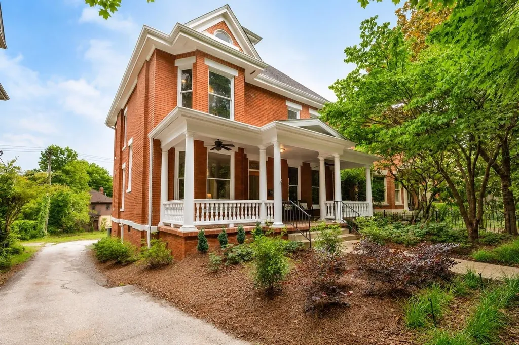 850 Oak Street Chattanooga TN 37403