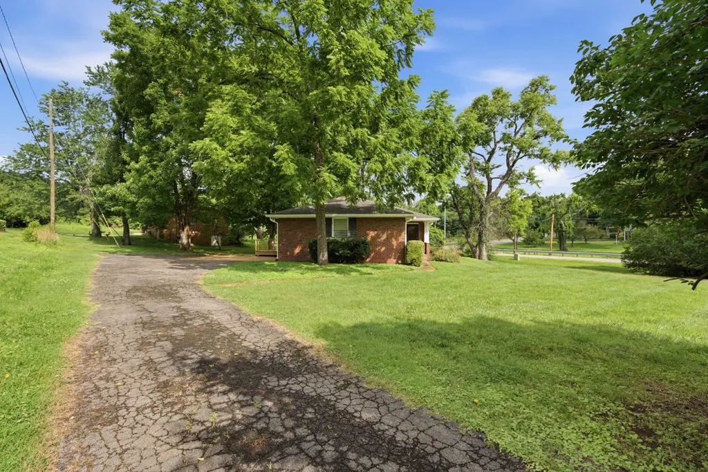 5101 Regent Drive Nashville TN 37220