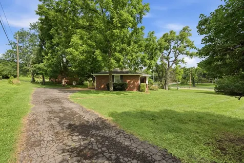 5101 Regent Drive Nashville TN 37220