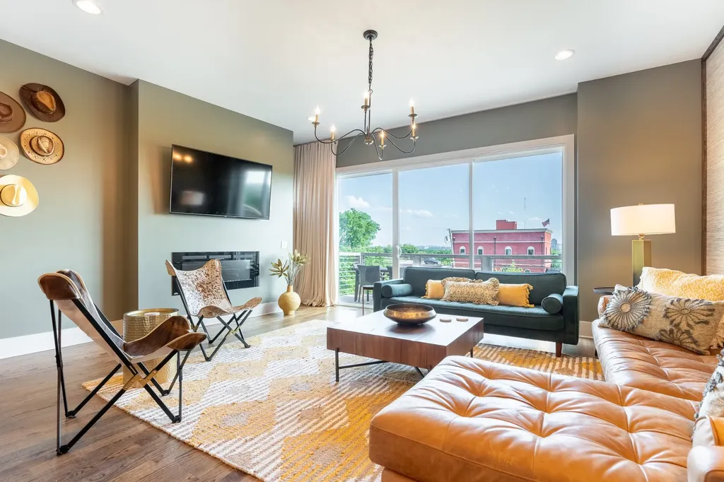 24 Fern Avenue Nashville TN 37207