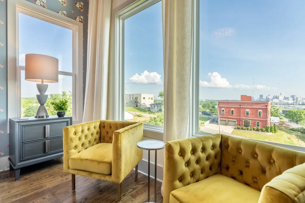 24 Fern Avenue Nashville TN 37207