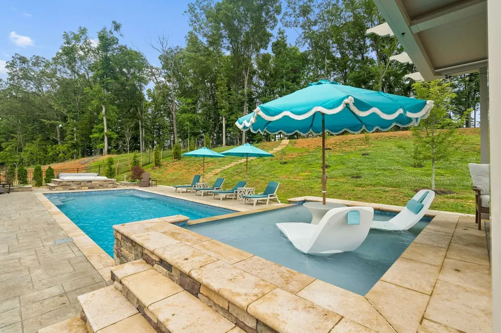 7327 Buckhorn Court Fairview TN 37062