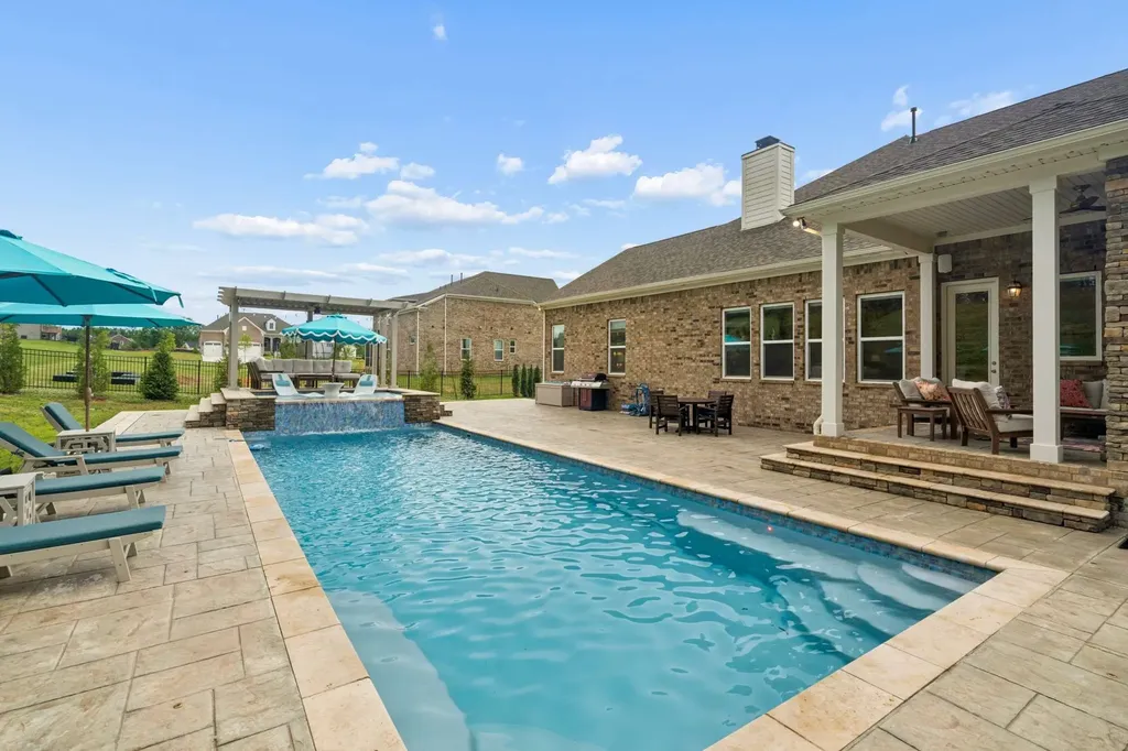 7327 Buckhorn Court Fairview TN 37062