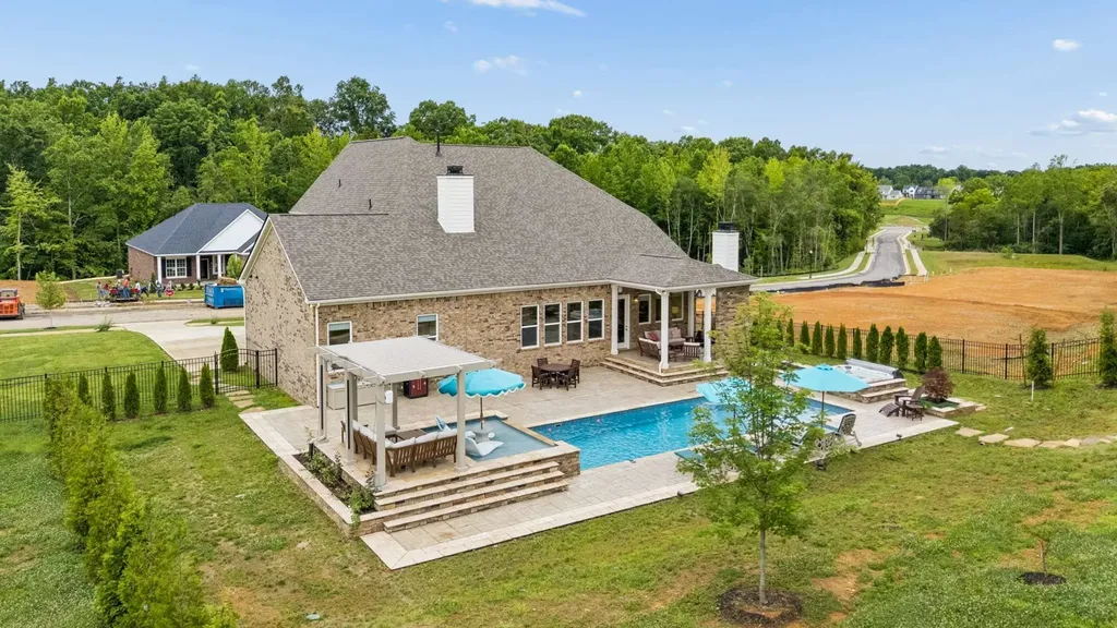 7327 Buckhorn Court Fairview TN 37062