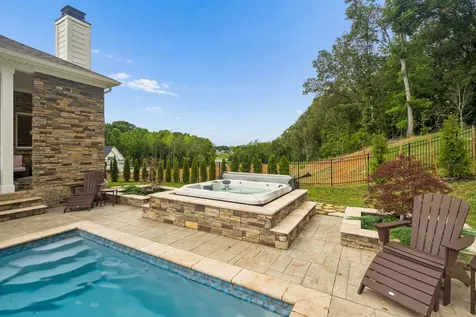 7327 Buckhorn Court Fairview TN 37062