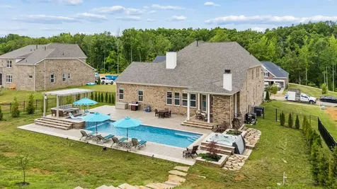 7327 Buckhorn Court Fairview TN 37062