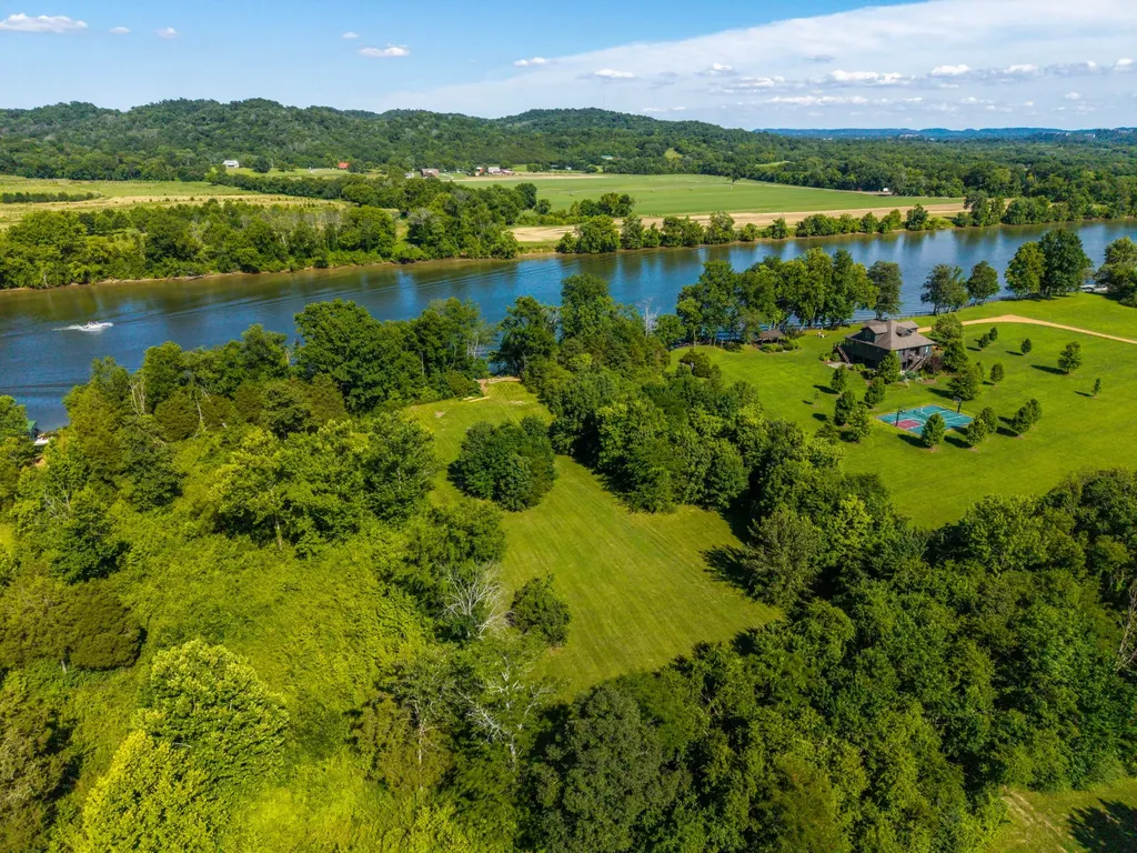7857 River Road Pike Nashville TN 37209