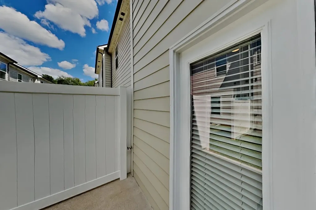 512 Hickory Leaf Court Mount Juliet TN 37122