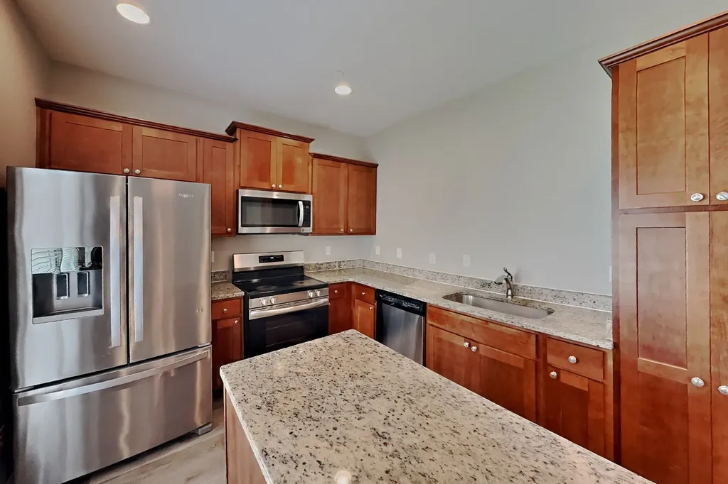 512 Hickory Leaf Court Mount Juliet TN 37122