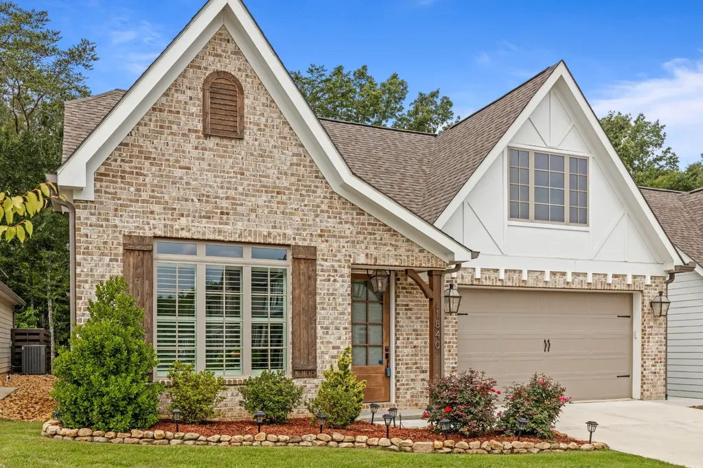 1840 Emmeline Way Hixson TN 37343