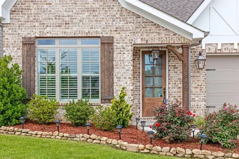 1840 Emmeline Way Hixson TN 37343