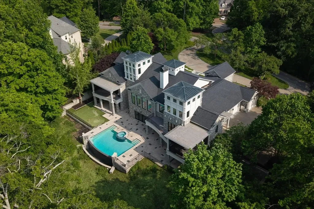 7 Colonel Winstead Drive Brentwood TN 37027