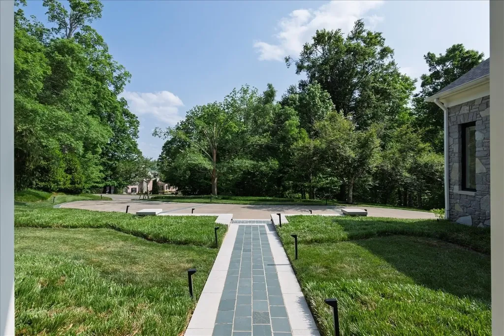 7 Colonel Winstead Drive Brentwood TN 37027