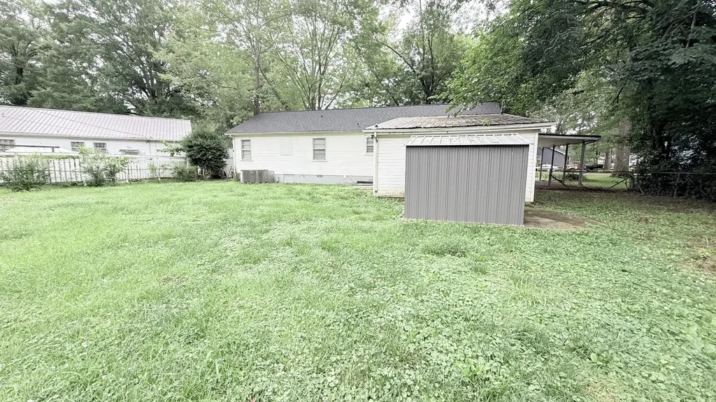 1002 Evins Street Manchester TN 37355