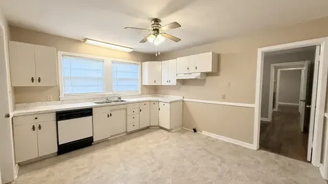 1002 Evins Street Manchester TN 37355