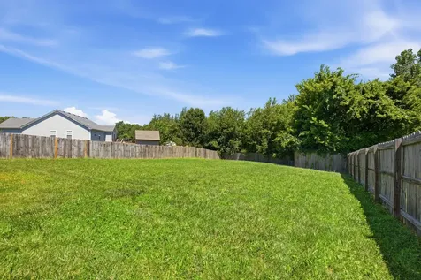 1821 Abrams Road Clarksville TN 37042