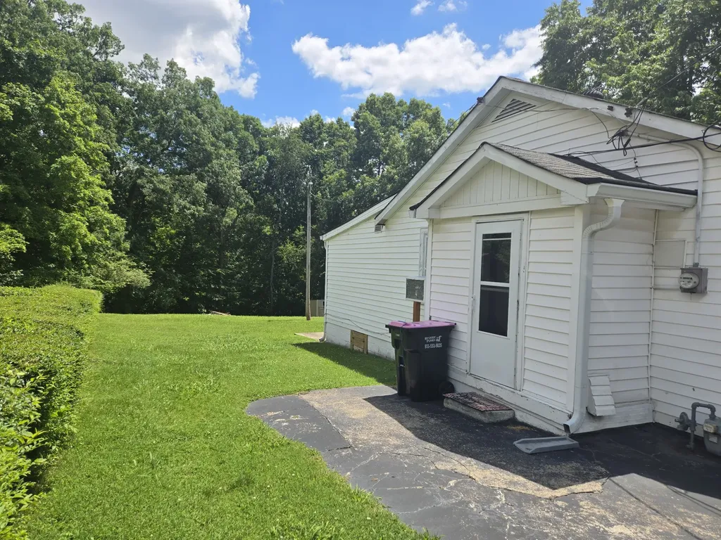 226 Draper Avenue Greenbrier TN 37073