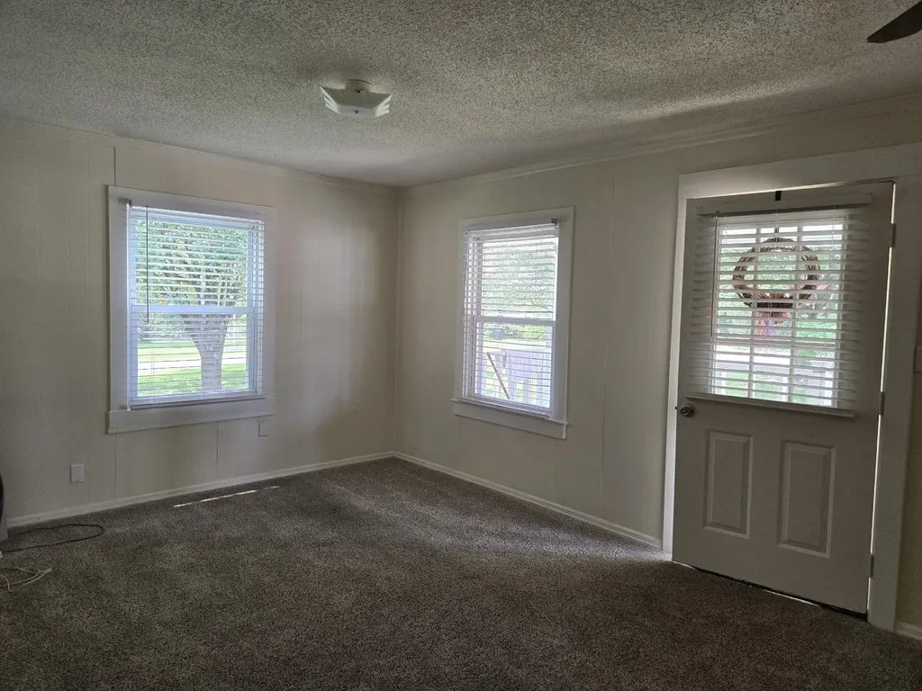 226 Draper Avenue Greenbrier TN 37073
