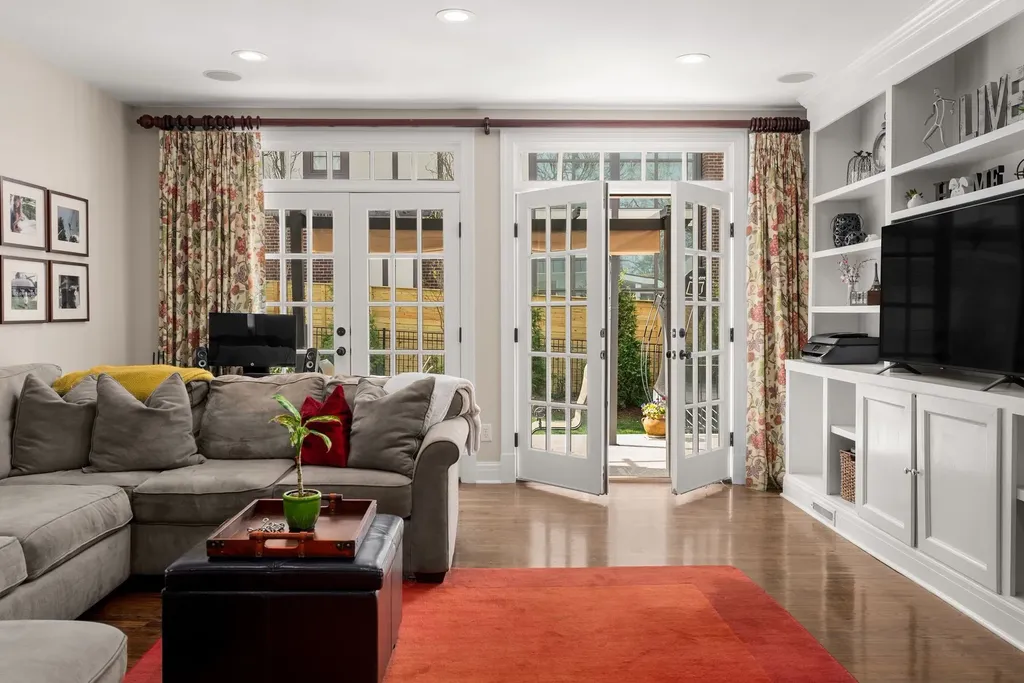 3611 Woodmont Boulevard Nashville TN 37215