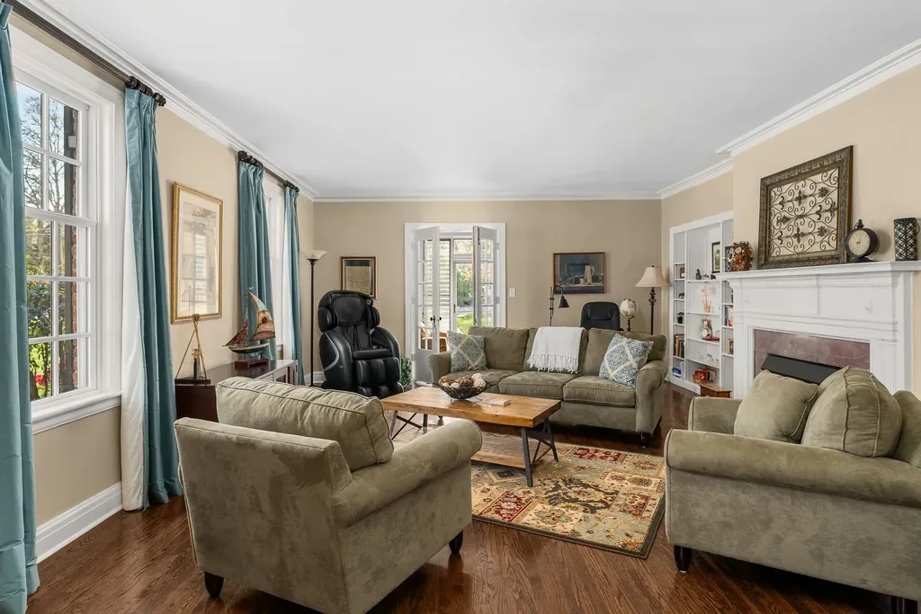 3611 Woodmont Boulevard Nashville TN 37215