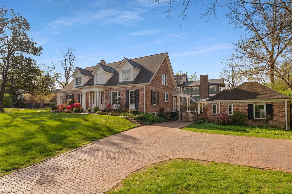 3611 Woodmont Boulevard Nashville TN 37215