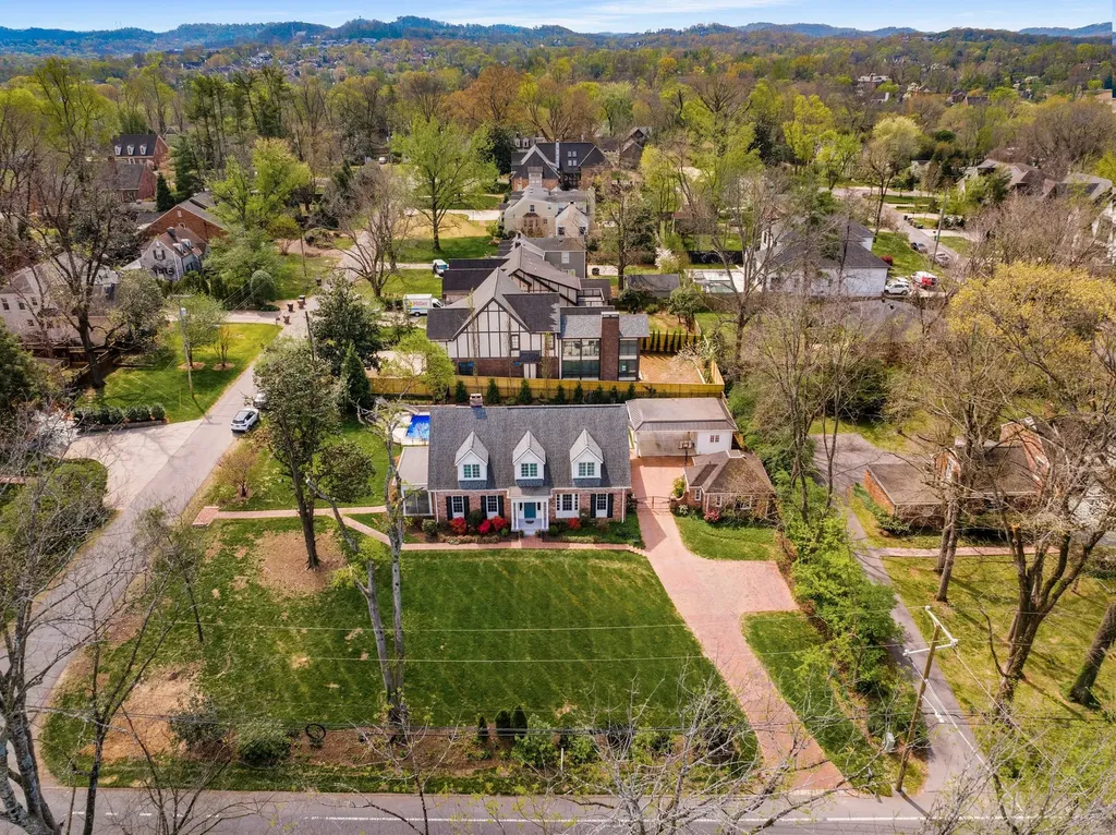 3611 Woodmont Boulevard Nashville TN 37215