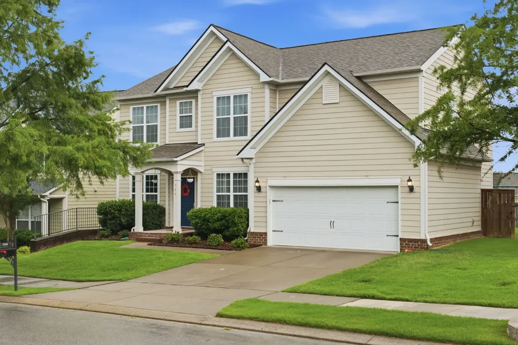 709 Wadestone Trail Franklin TN 37064