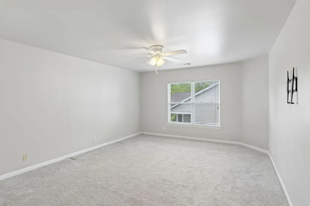 1961 Deep Woods Trail Nashville TN 37214