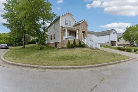 1961 Deep Woods Trail Nashville TN 37214