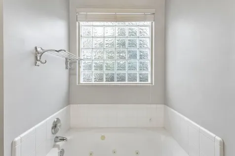 1961 Deep Woods Trail Nashville TN 37214