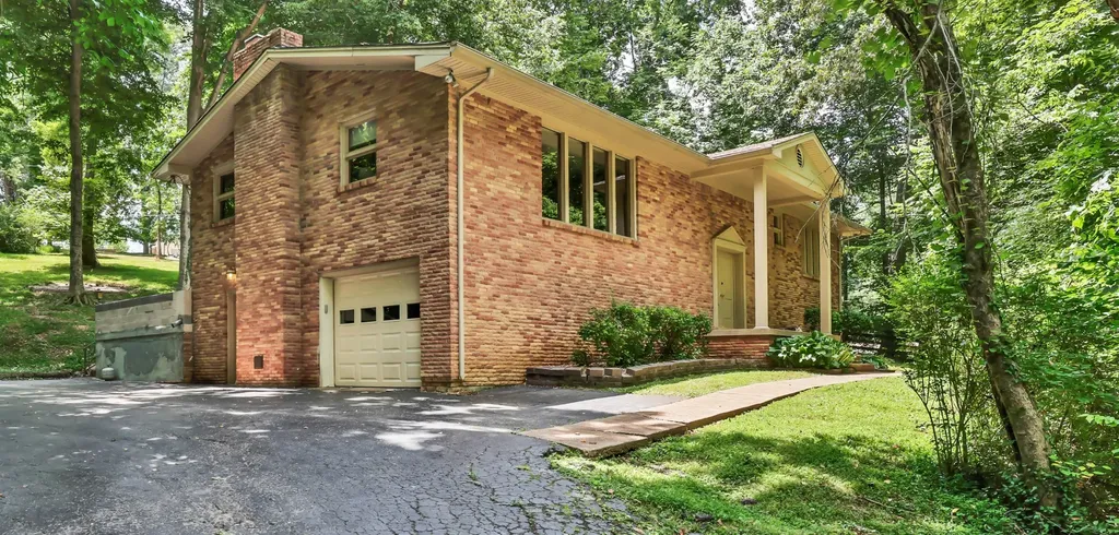 429 Winding Way Road Clarksville TN 37043