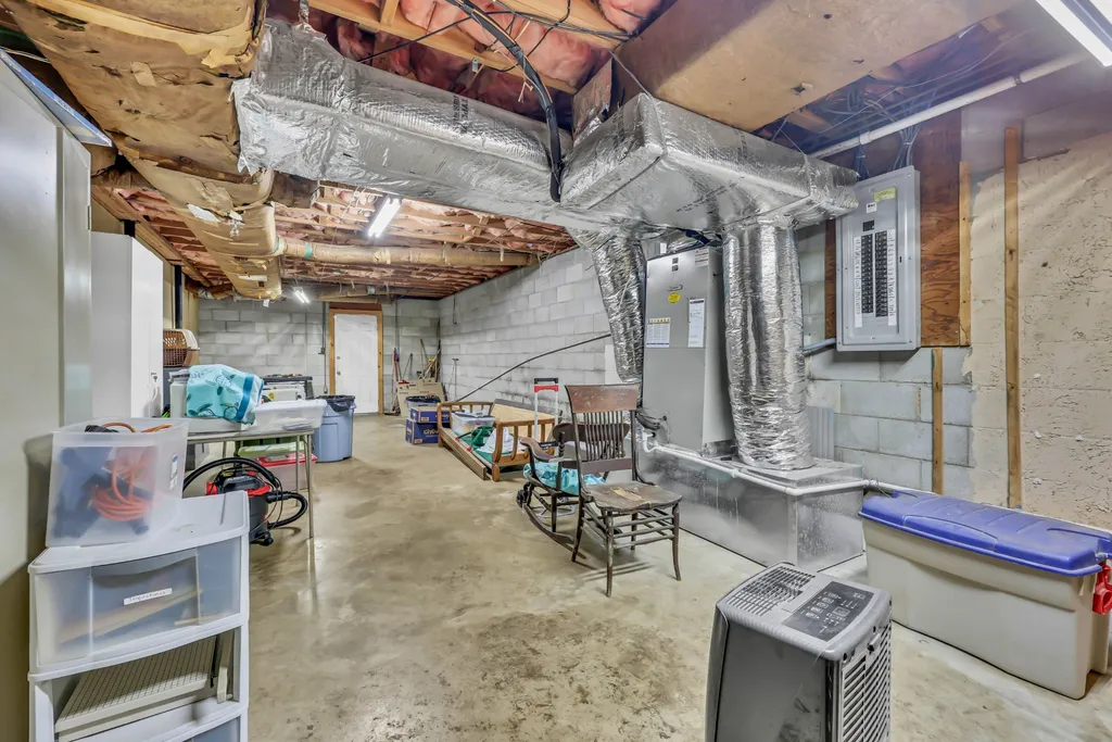 429 Winding Way Road Clarksville TN 37043