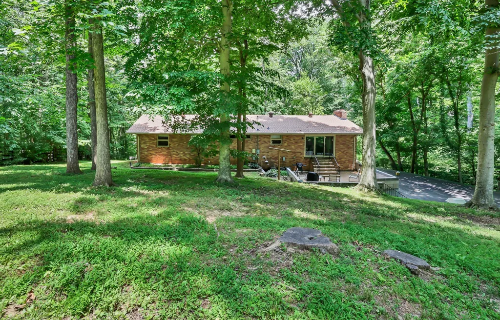 429 Winding Way Road Clarksville TN 37043