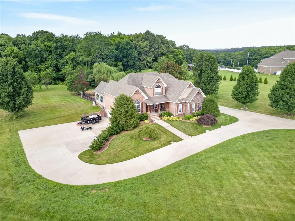 900 Mcclure Road Clarksville TN 37040