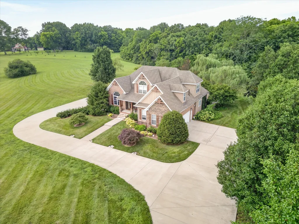 900 Mcclure Road Clarksville TN 37040