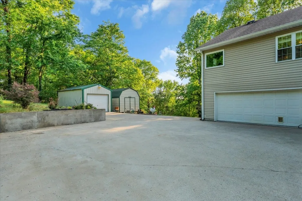 4679 Sparta Pike Watertown TN 37184