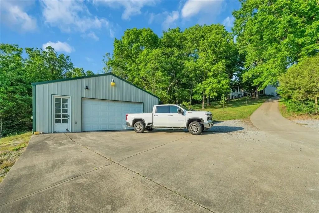 4679 Sparta Pike Watertown TN 37184